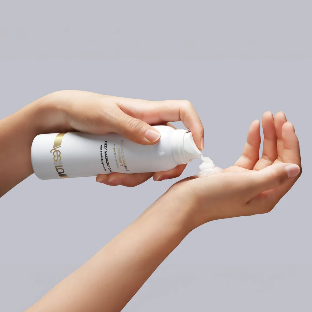 Essayez la Mousse crépitante de massage au parfum indécent de YESforLOV ™  | Lovely Sins Yes For Lov Lovely Sins