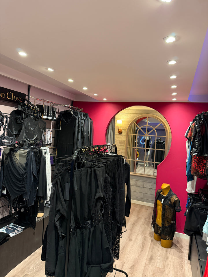 Lovely Experience : Conseil en silhouette lingerie privatisé